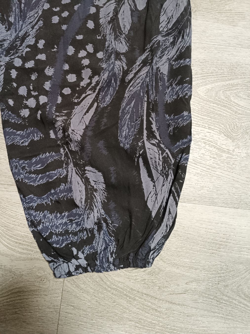 Pantaloni: Leichte Sommerhose M/L – Usato da Bätterkinden venduto da Elefantenzoo 1