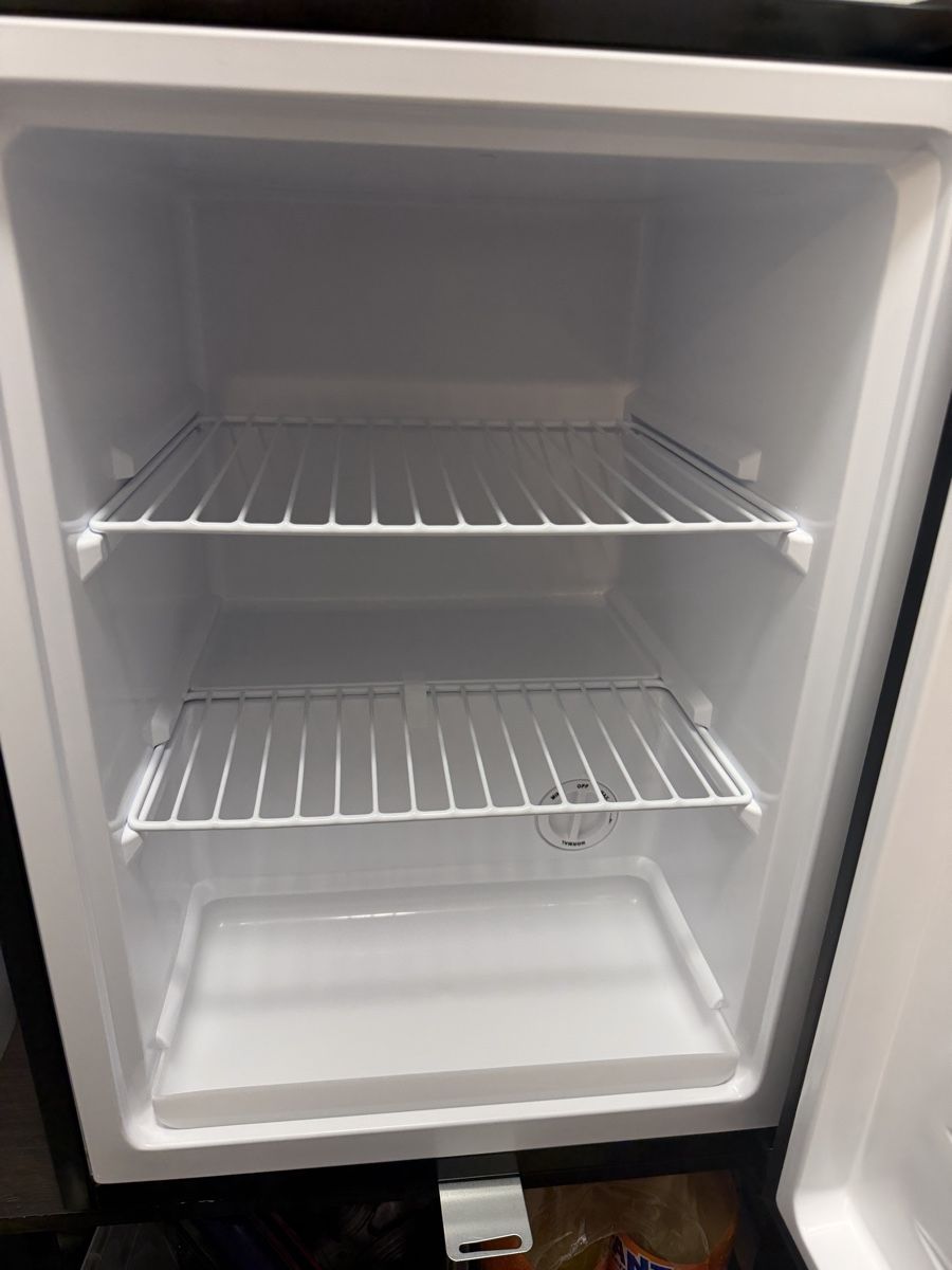 Gefrierschrank: Gefrierschrank 42L YourStarter schwarz, neu – Neu (gemäss Beschreibung) aus Muttenz von Giro7 1