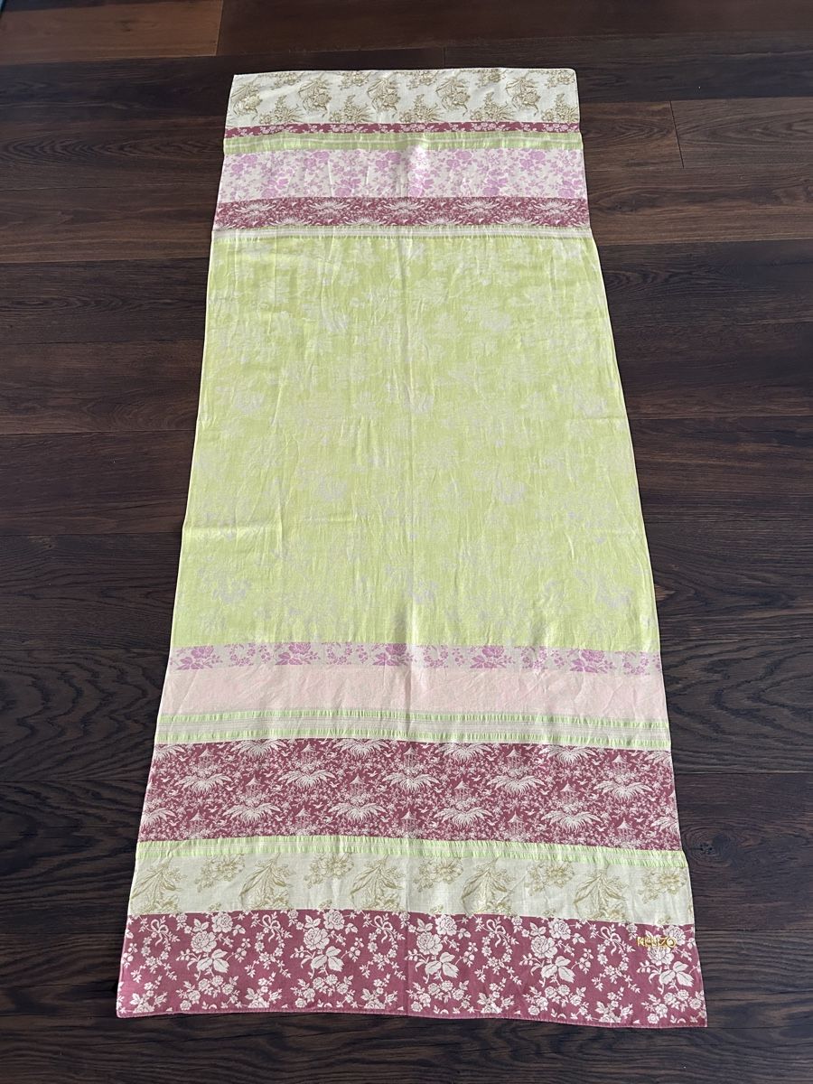 Kenzo Foulards, Tücher & Schals: Kenzo Scarf – Gebraucht aus Wollerau von Dolder23