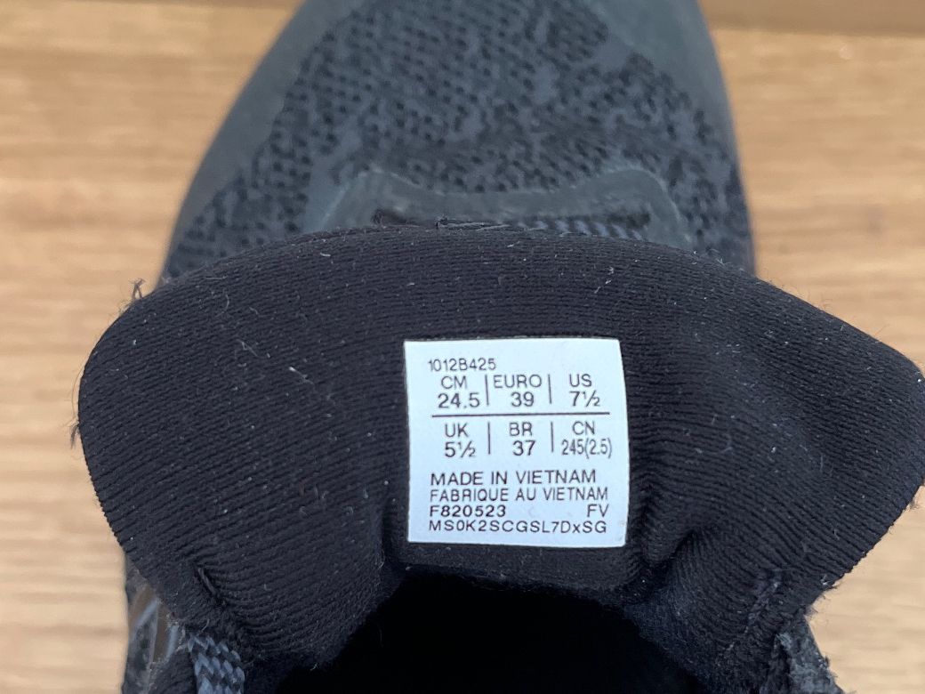 Asics Scarpe da donna: ASICS Gel-Trabuco 9 GTX – Nuovo (secondo la descrizione) da Zürich venduto da corinne.nussbaumer20 3
