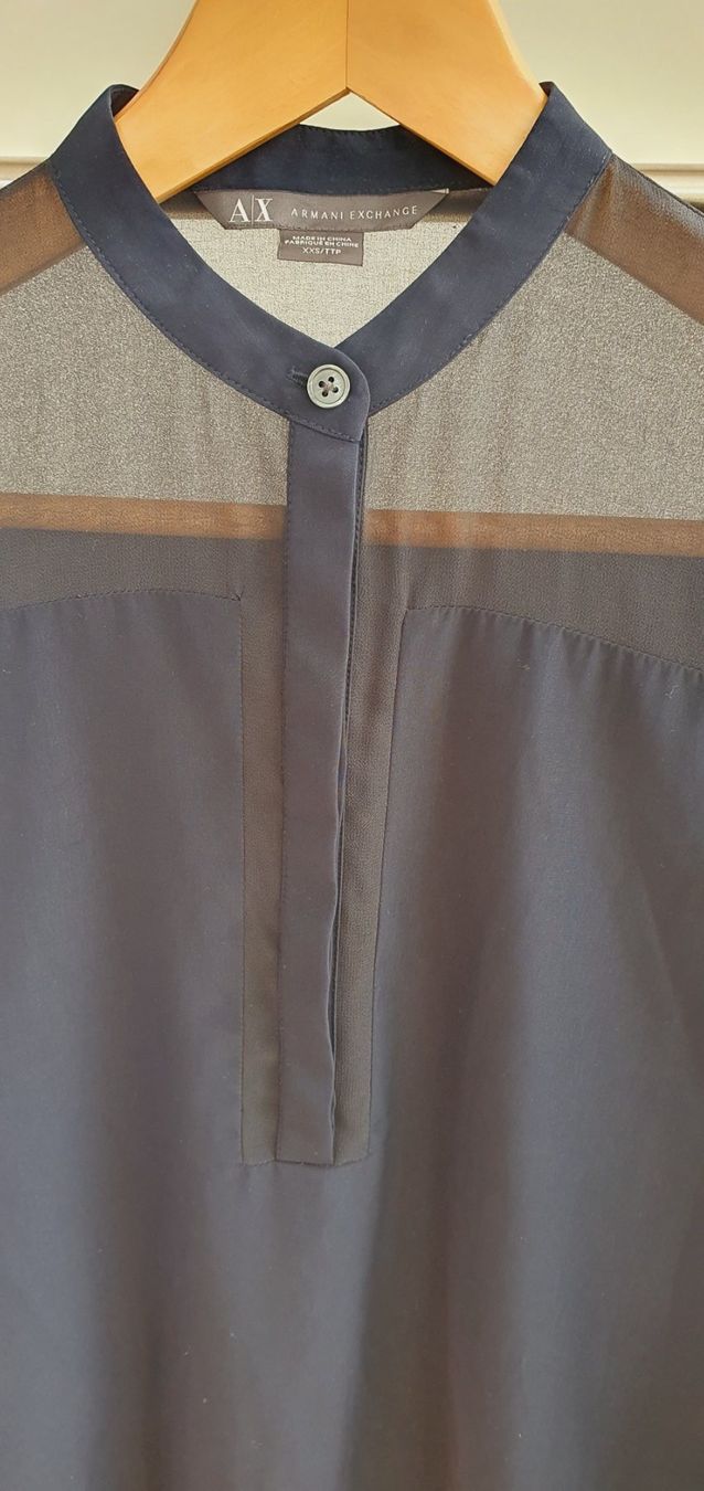 Armani Camicette: Bluse/Tunika Armani Exchange Gr. 34 dunkelblau – Usato da Stansstad venduto da InStyle8 2