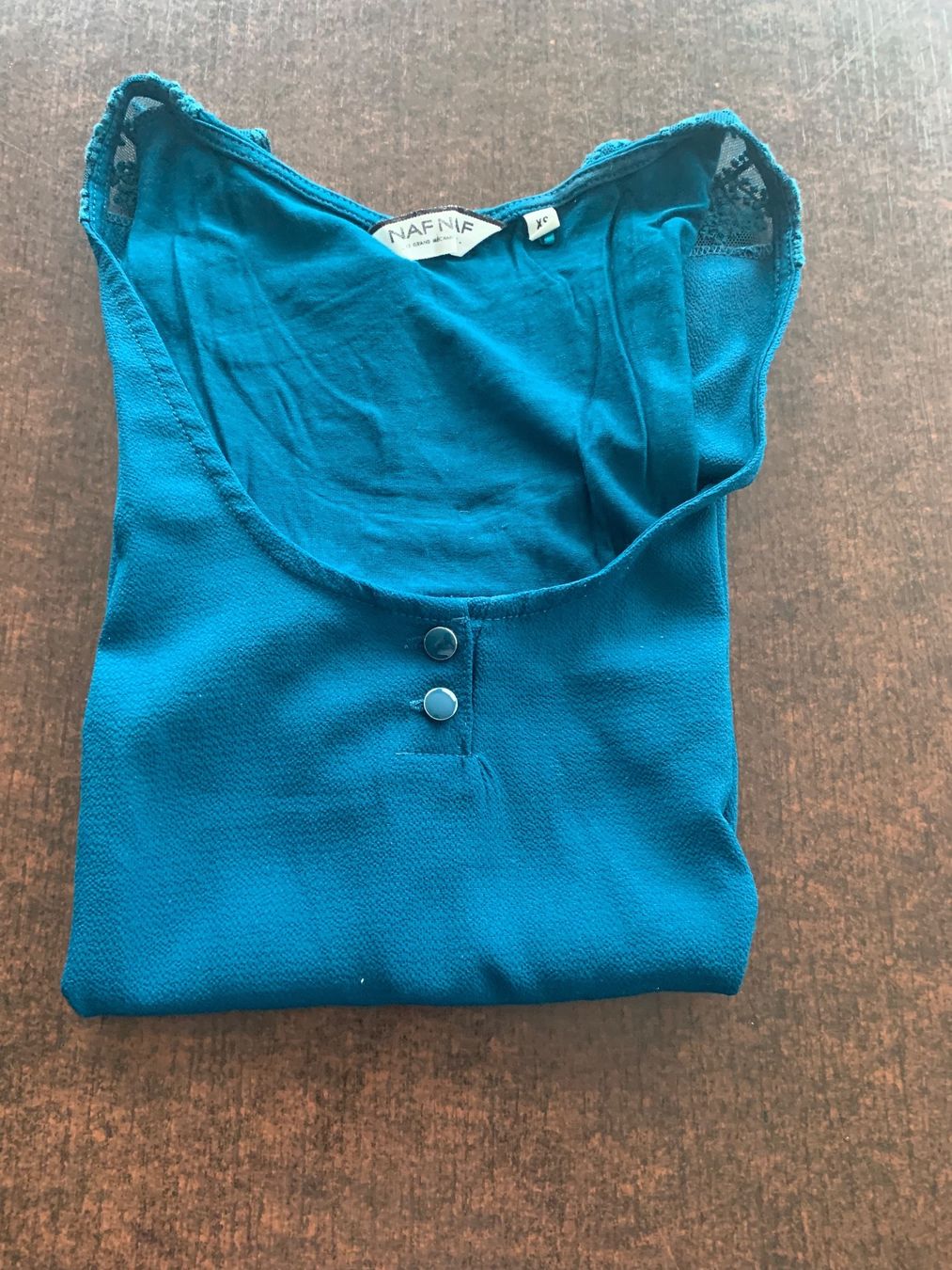 Nafnaf Blusen, T-Shirts & Tops: Pull à bretelles NAFNAF taille XS – Gebraucht aus Domdidier von qatar1973 2