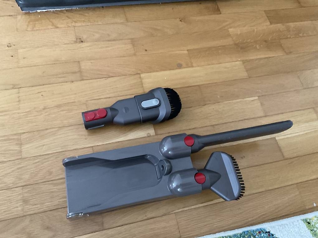 Aspirapolveri & Accessori: Dyson Zubehör Set   – Usato da Abtwil SG venduto da leon-77