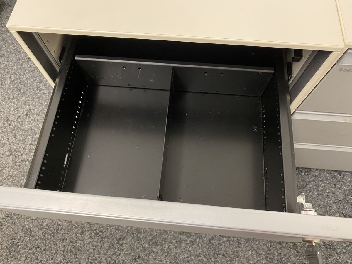 Cassettiere: 2 Korpusse - Schubladenstöcke – Usato da Hägglingen venduto da Karin0802 2