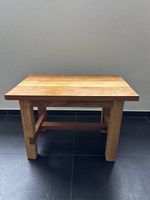 Holztischchen oder Hocker