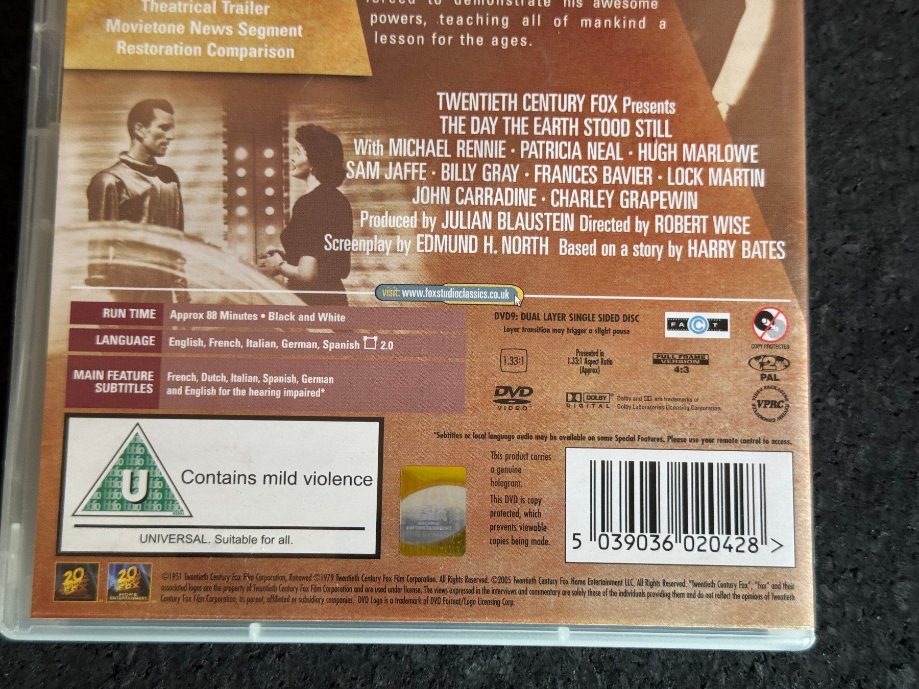 Tutti i DVDs: The Day The Earth Stood Still Studio Classic Collection DVD – Usato da Fribourg venduto da tschjoly 3