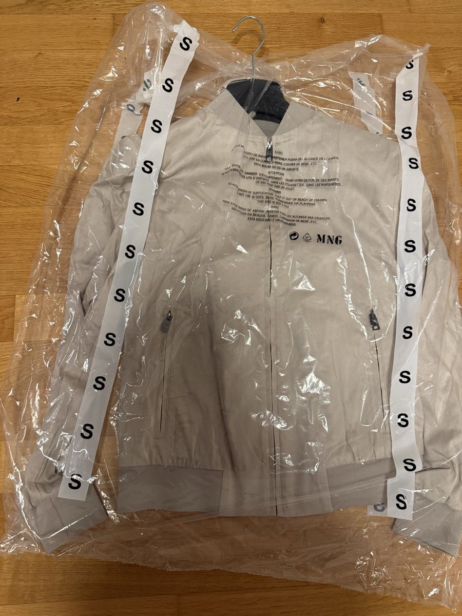 Mango Jacken: Mango Jacke Javier - NEU mit Etikett – Neu und originalverpackt aus Rheinfelden von seline.n