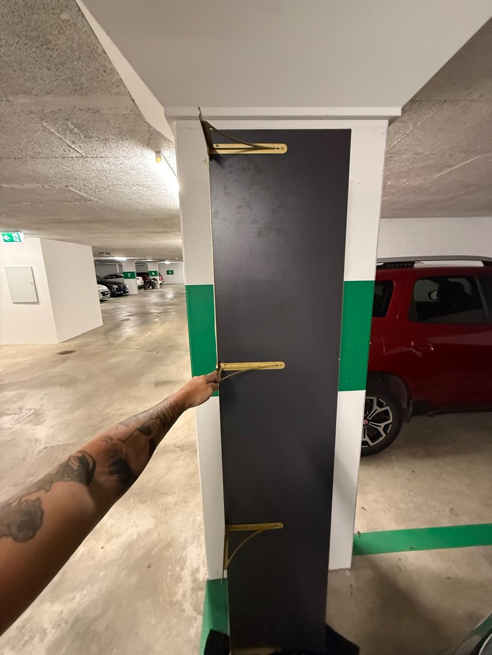 Tische: Wand Tisch – Neu (gemäss Beschreibung) aus Härkingen von AS90 5