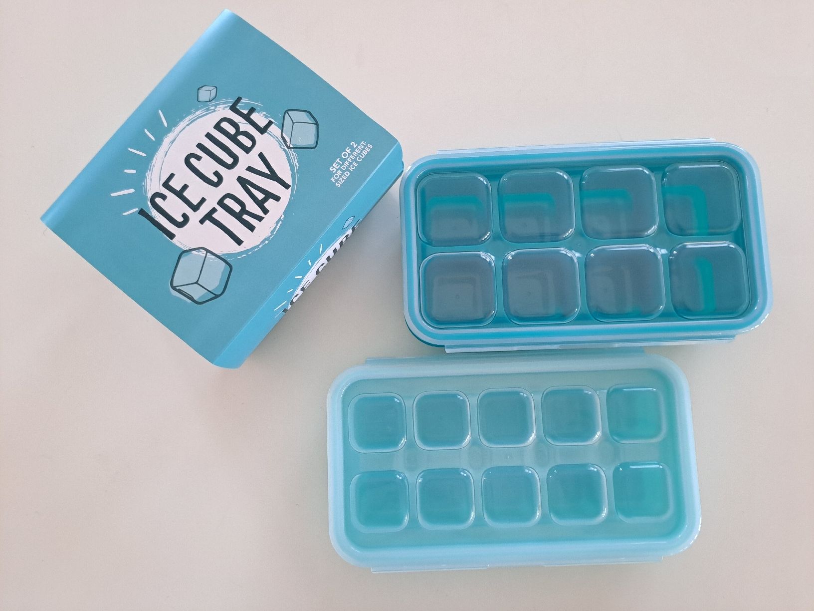 Coop Contenitori & Simili: Bac à glaçons avec couvercles, 2 formats, neufs – Nuovo e nell'imballaggio originale da Denens venduto da Chanchantevend 1