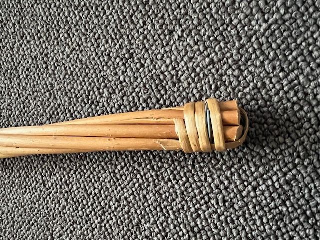 Alle Werkzeuge: Alter vintage Teppichklopfer – Gebraucht aus Mönchaltorf von lubusc 3