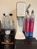 SodaStream Art - Inkl. 2 Zylinder, 3 Flaschen