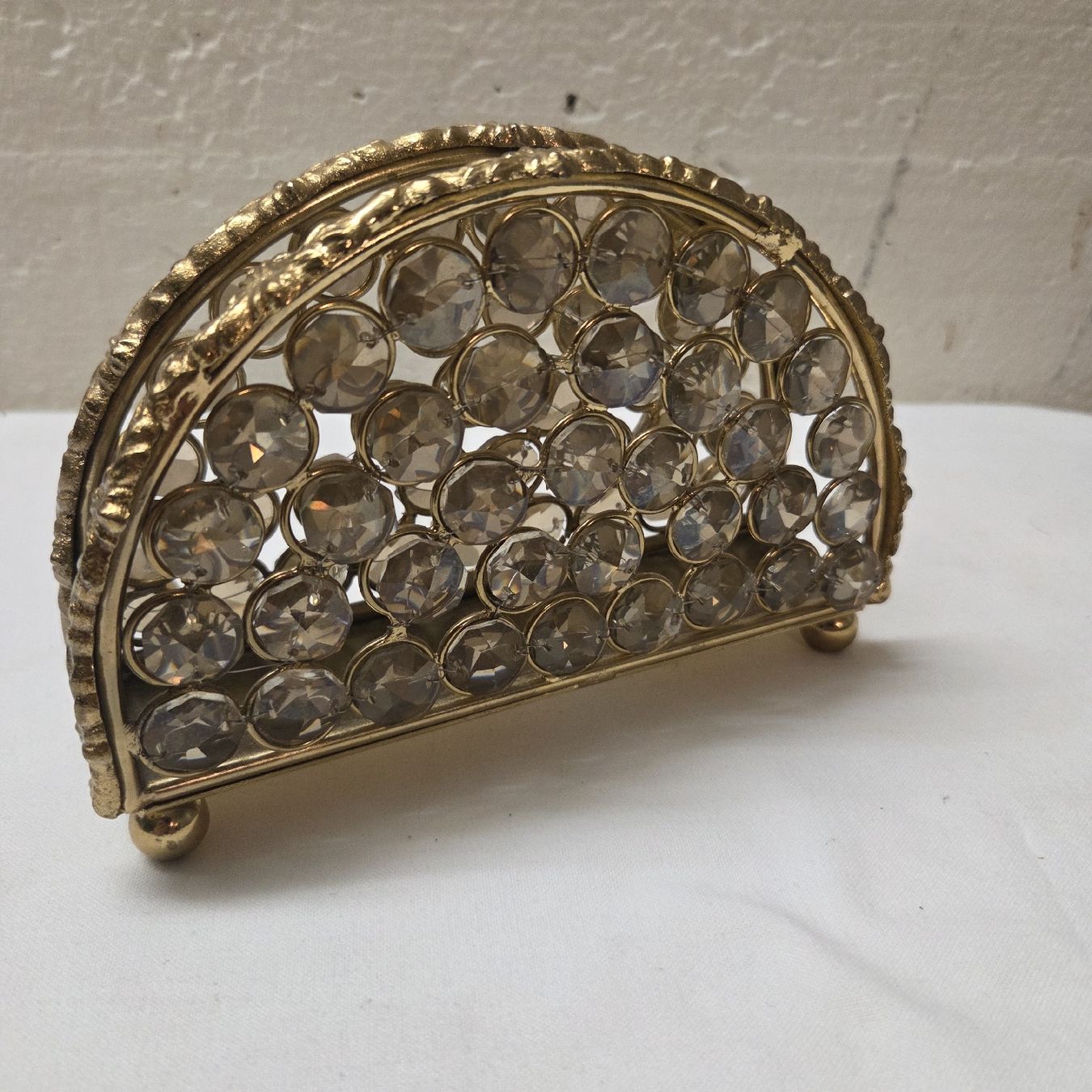 Tutte le decorazioni: Serviettenhalter goldfarben mit Steinen Deko.. – Usato da Stans venduto da Ducati16 1