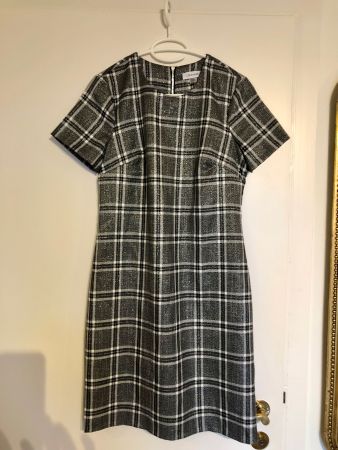 Elegantes Etuikleid von Calvin Klein