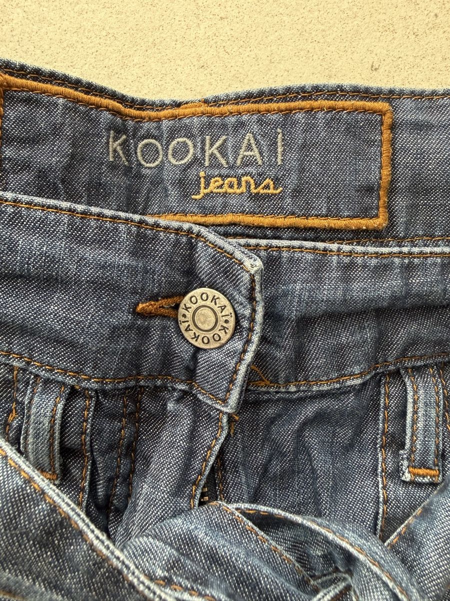 Kookai Pantaloni: KOOKAÏ Shorts aus Jeans Gr 38 – Usato da Zug venduto da kow_6xr6