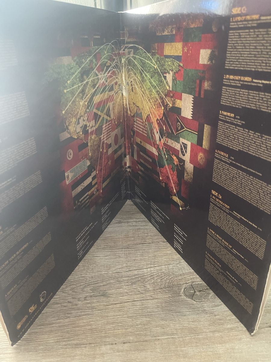 Vinyles: NAS & Damian Marley / Distant Relatives  – D'occasion à Dagmersellen par stonefinger 3