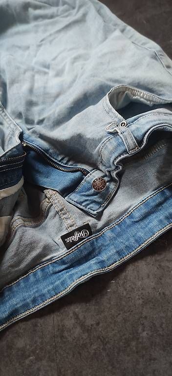 Pantaloni: Jeans – Usato da Langwies venduto da ann_n88c 1