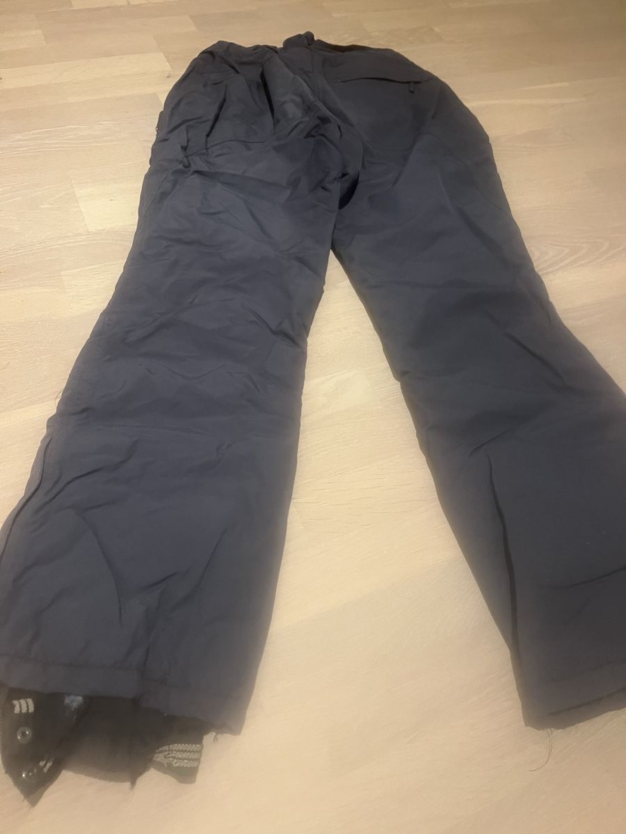 Hosen: Skihose – Gebraucht aus Bülach von Cucculi 1