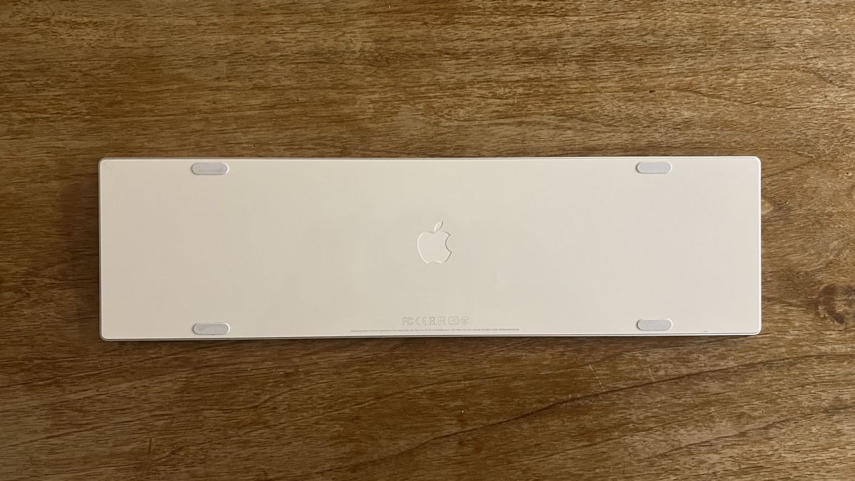 Apple Tastiere: Apple White Magic Keyboard - Wireless Lightning - Tastatur – Usato da Zürich venduto da mik_v6cq 1