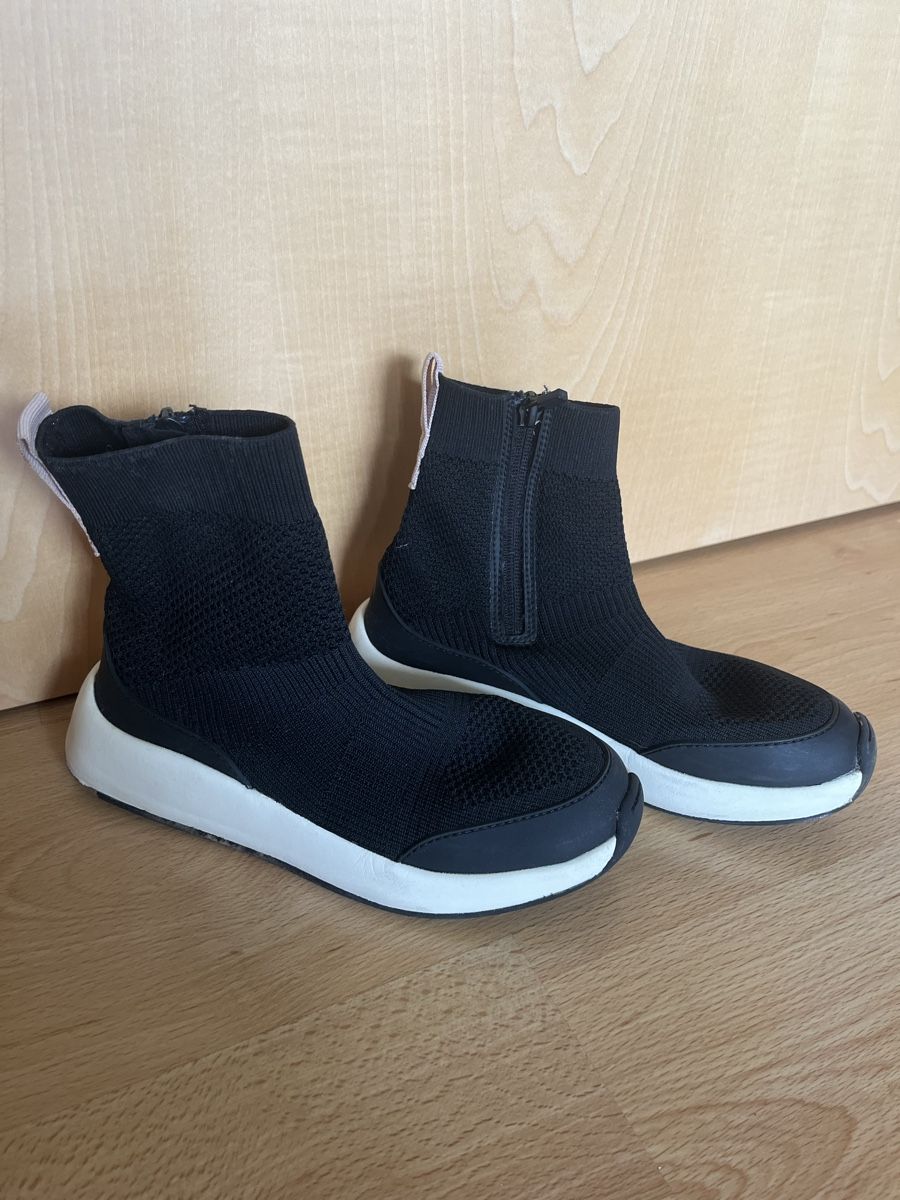 Zara Scarpe per ragazze: Bitillons en textile Zara 35 – Usato da Tafers venduto da ValKara