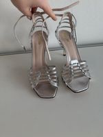 Pollini Sandalen silber Groesse 37 guter Zustand