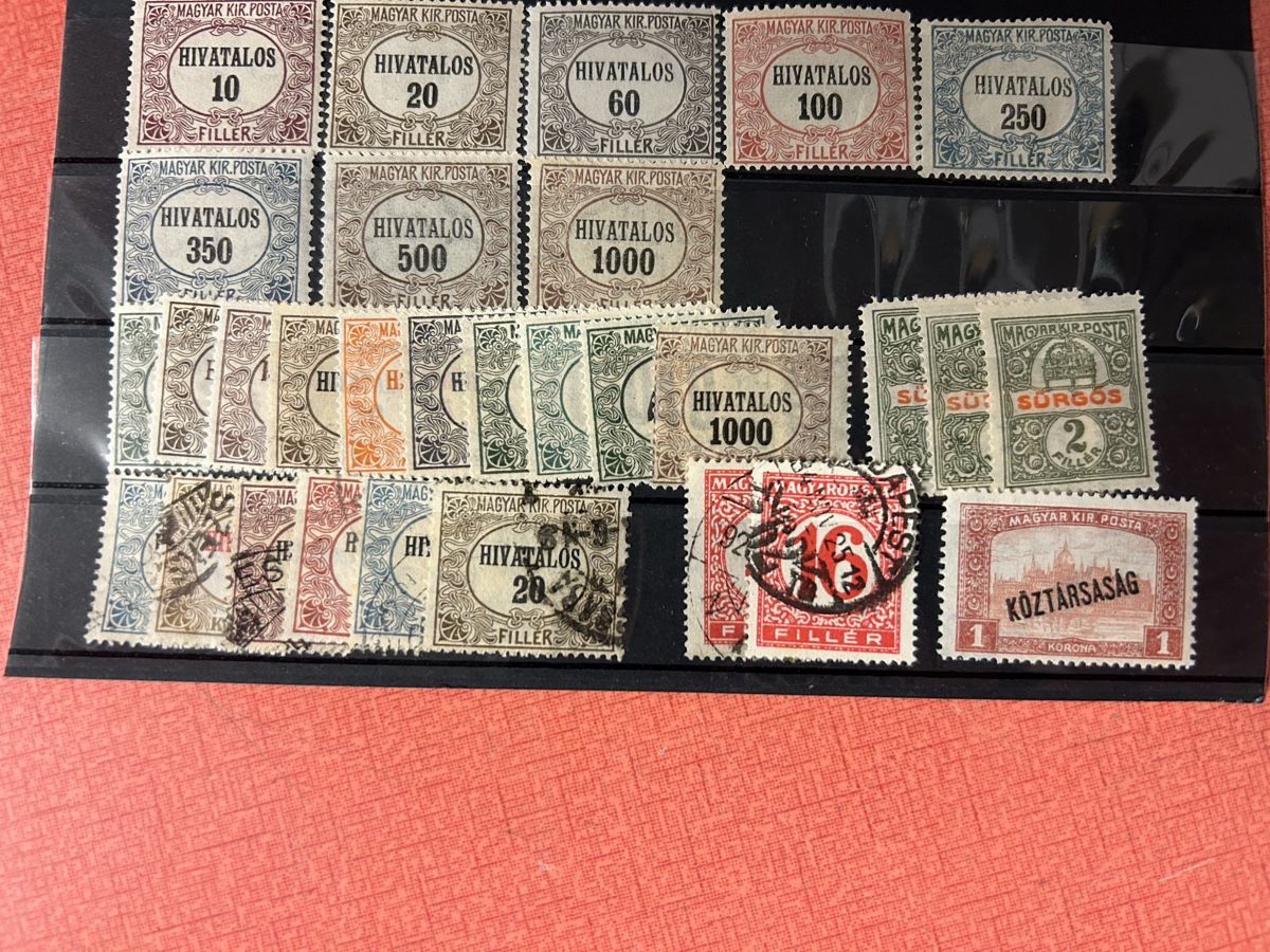 Tutti i francobolli: Briefmarken Sammlung Ungarn Konvolut gebraucht – Usato da Lanzenhäusern venduto da vic63 3
