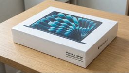 MacBook Air 13,0" M5 / 100% new never opened