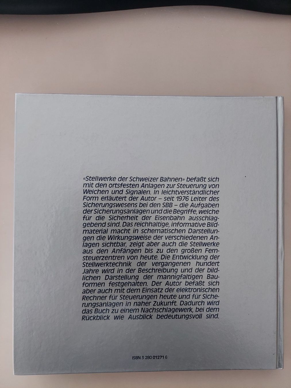 Libri: Stellwerke der Schweizer Bahnen, Gestern und heute – Nuovo (secondo la descrizione) da Wädenswil venduto da gudif 1