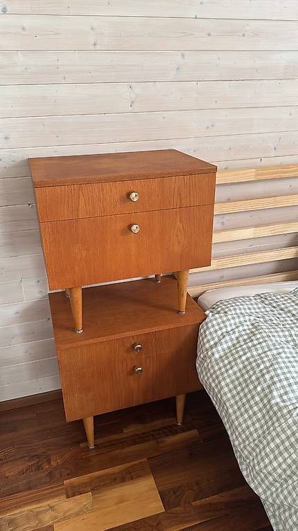 Comodini: Nachttische – Usato da Unterstammheim venduto da pointlessdirection 1