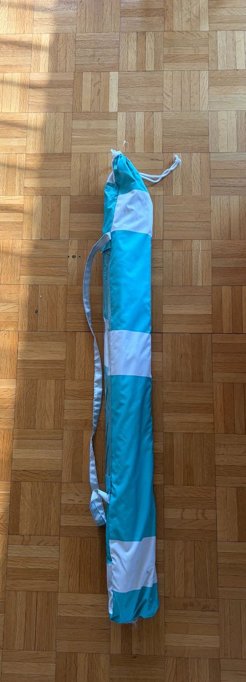 Ombrelloni: Beach Umbrella – Usato da Basel venduto da nik_78fb