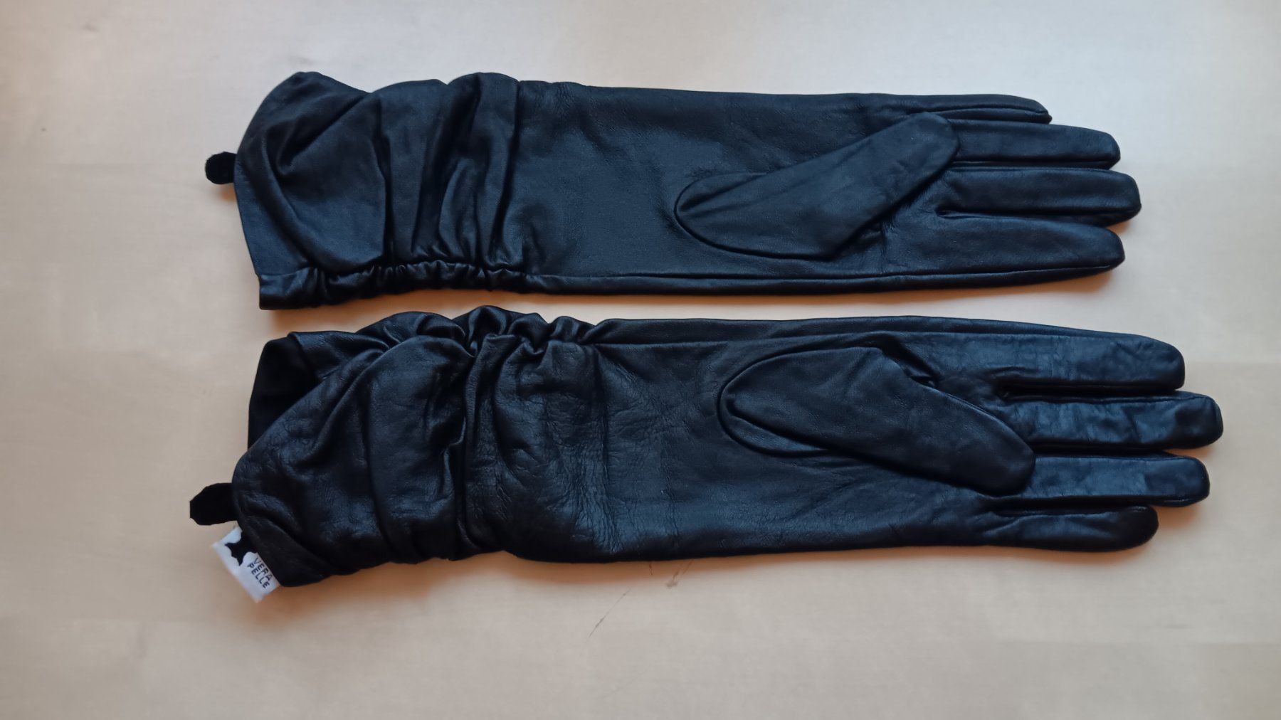 Handschuhe & Handstulpen: Handschuhe, lang, Leder, schwarz – Neu und originalverpackt aus Dietikon von Rabia 1