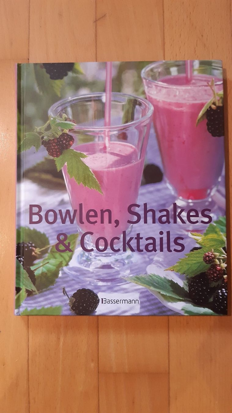 Bücher: Bowlen, Shakes & Cocktails – Gebraucht aus Unterengstringen von Olifant4