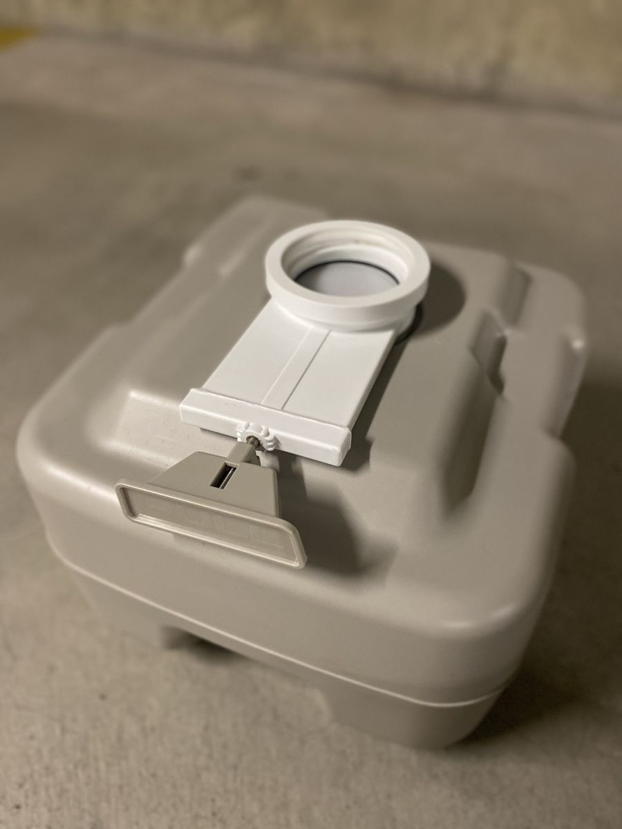 WC: Camping-Toilette mit Spühlung – Usato da Dübendorf venduto da mibue68 2