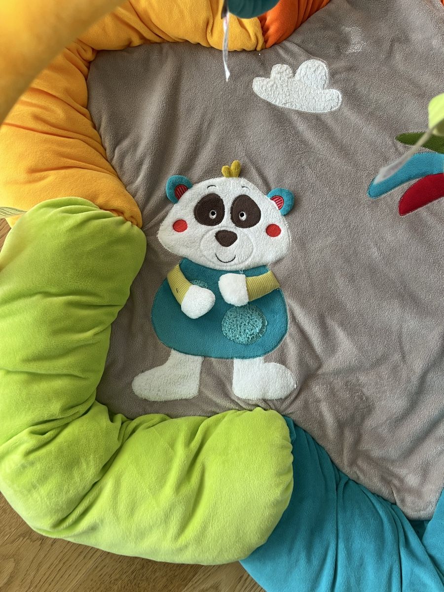Tappeto da gioco: Babyspieldecke mit Spielbogen, Panda Motiv, Top Zustand! – Usato da Zürich venduto da 13037 1