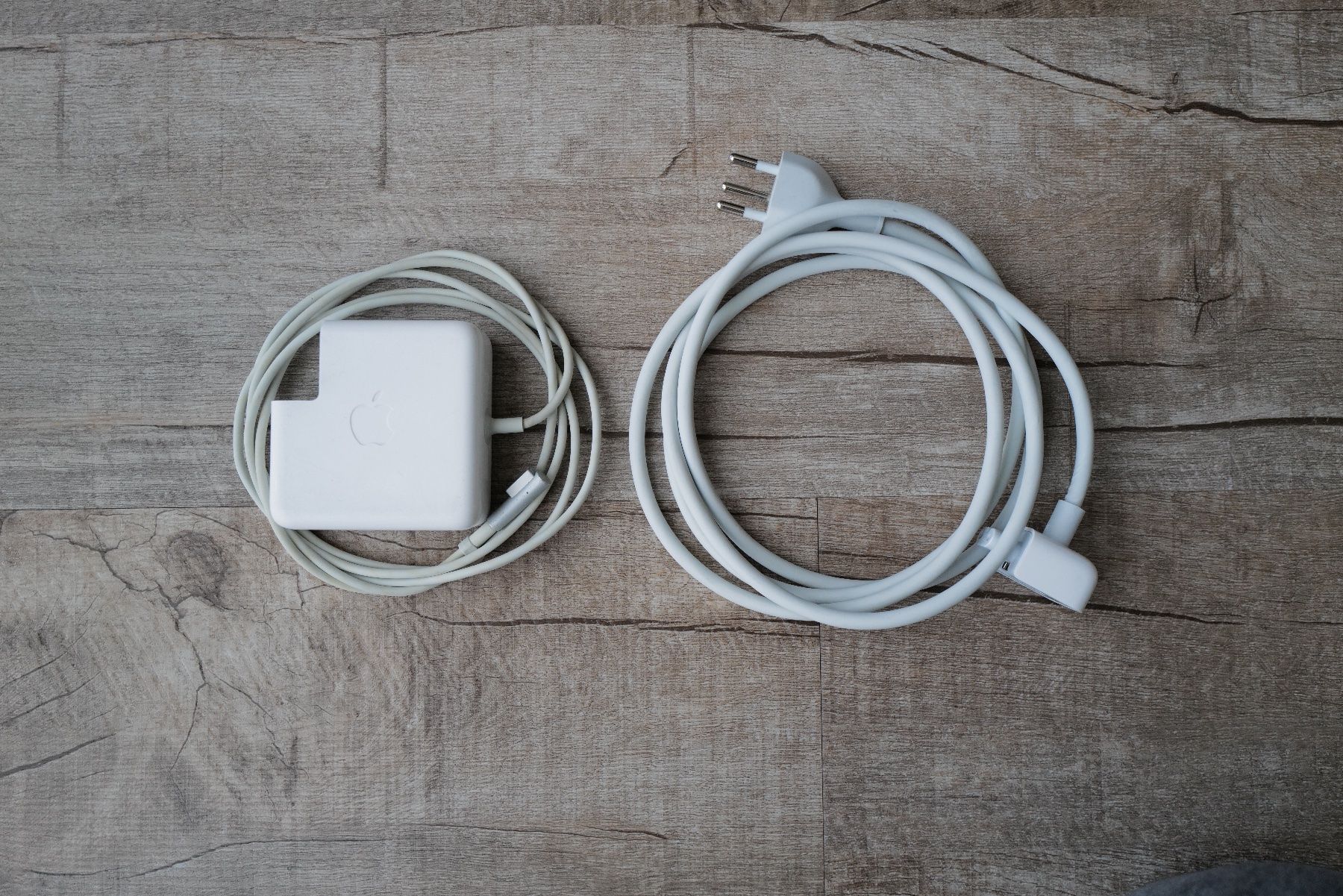 Apple Caricabatterie: originale Apple Magsafe Netzteil 60 W - geprüft – Usato da Port venduto da hgn1