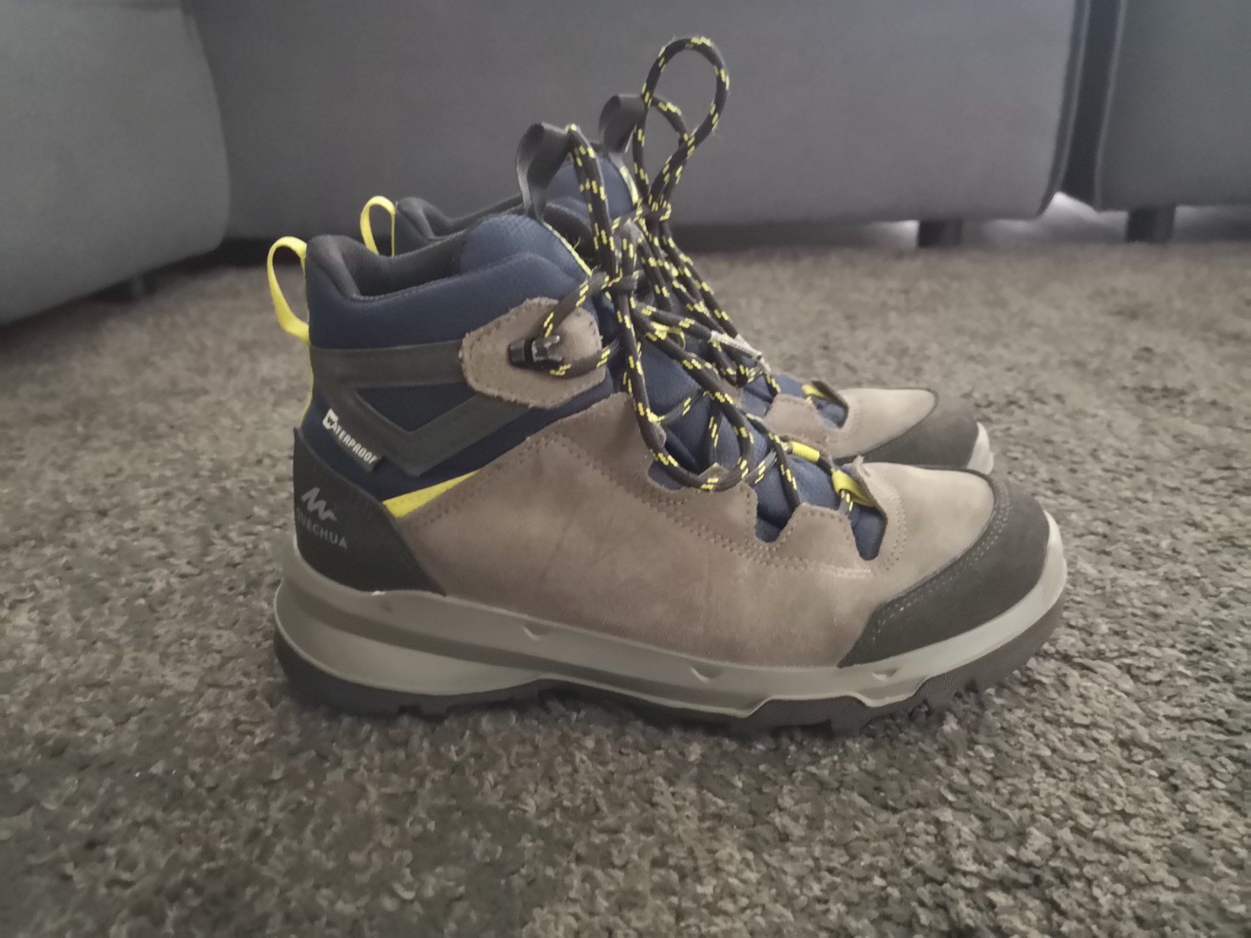 Decathlon Scarpe per ragazzi: Kinderschuh, Winterschuh Kinder, Stiefel Gr. 37 – Usato da Merenschwand venduto da palyaa 1