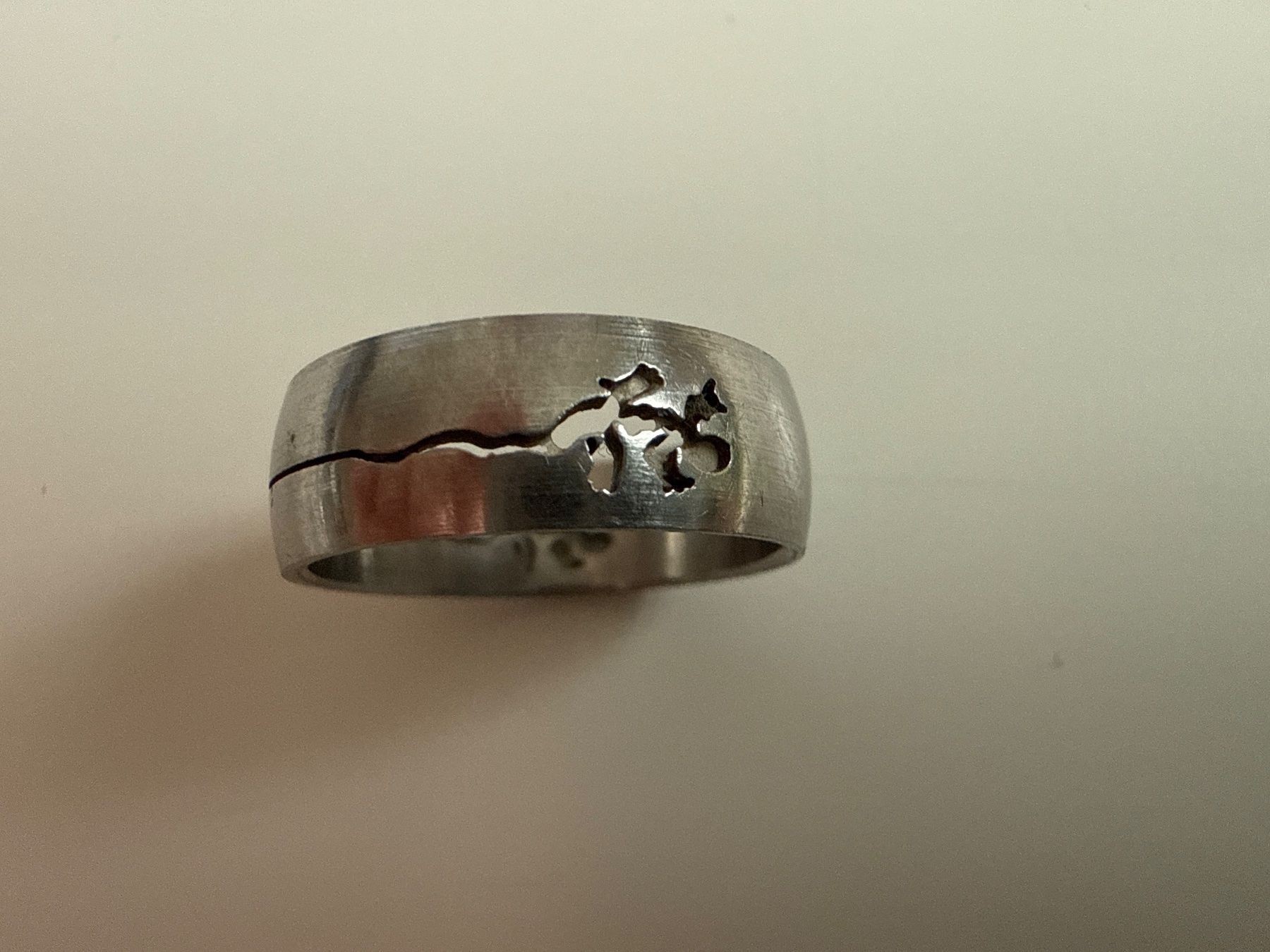 Anelli: Ring – Usato da Zweisimmen venduto da KoBo88