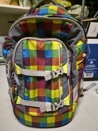 Satch Schulrucksack Karo bunt gut erhalten
