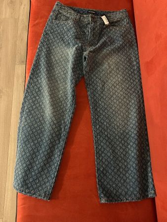PrettyLittleThing Petite Straight Leg Jeans EU 38, Neu!