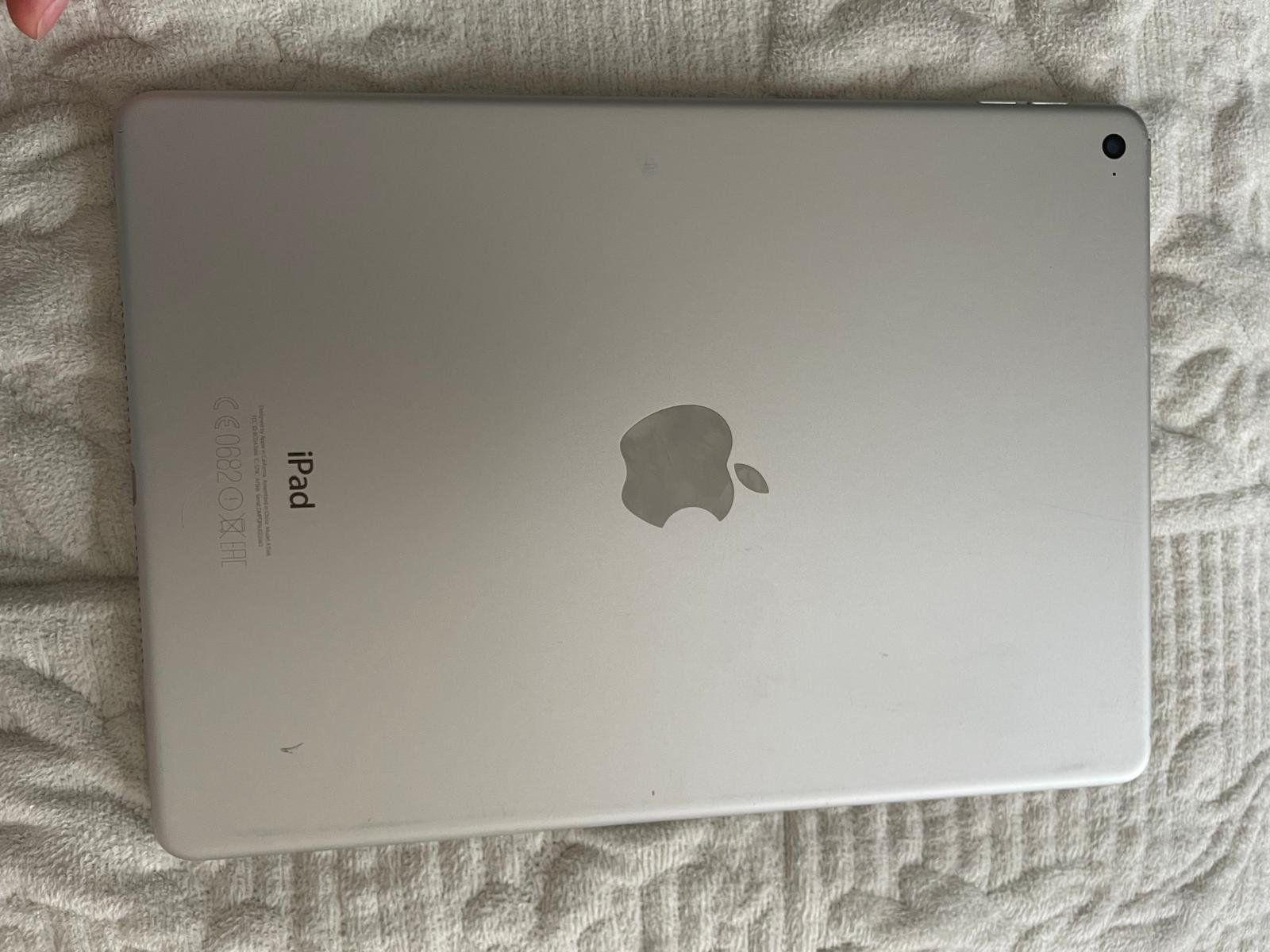 Apple Tablet PC: IPAD AIR 2, 128 GO, MODEL: MGTY2FD/A – Gebraucht aus Pully von esa_rfc6 2