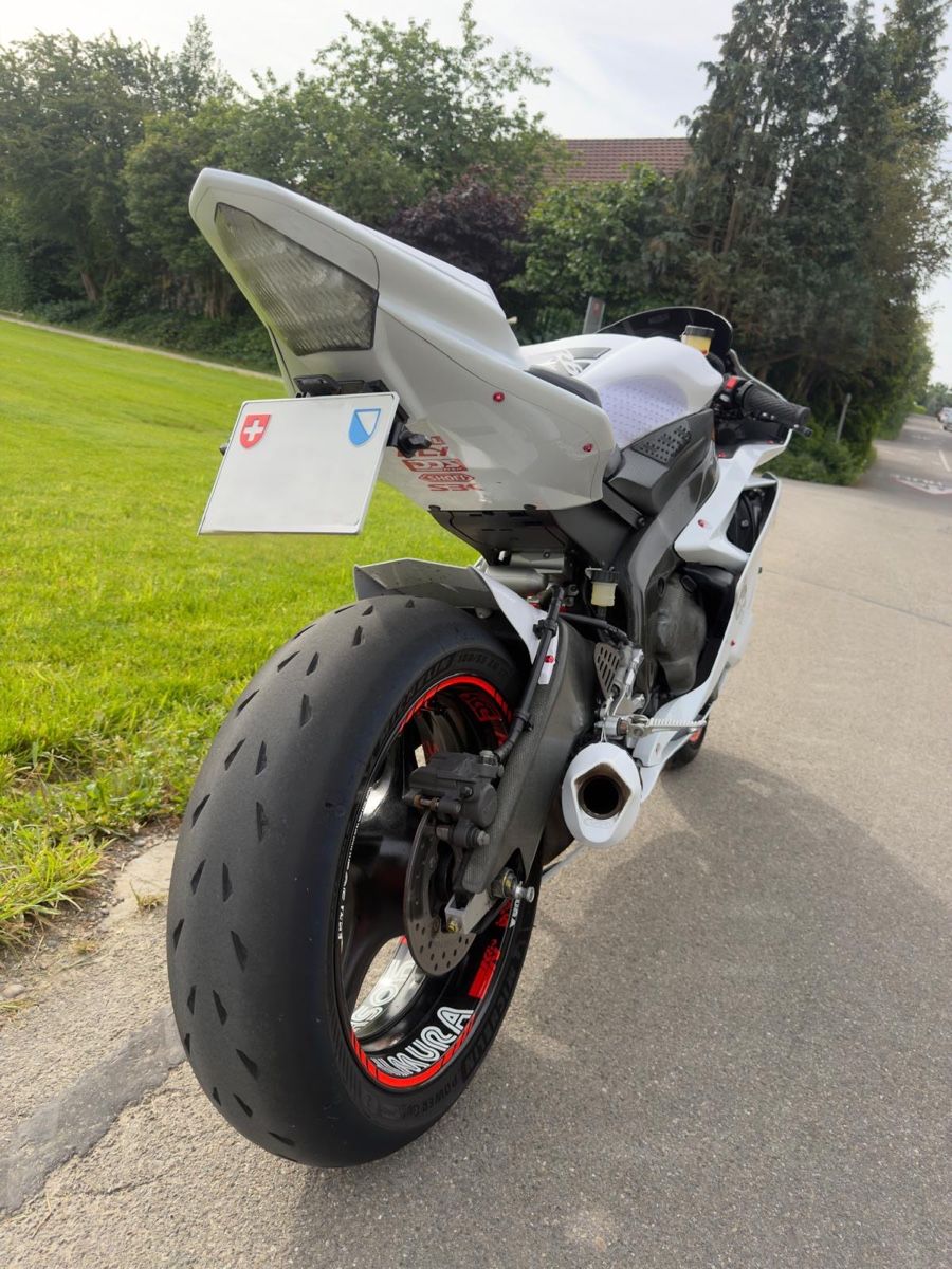 Yamaha Strasse: Wunderschöne Yamaha YZF-R6 – Gebraucht aus Rickenbach Sulz von Salentina79 4