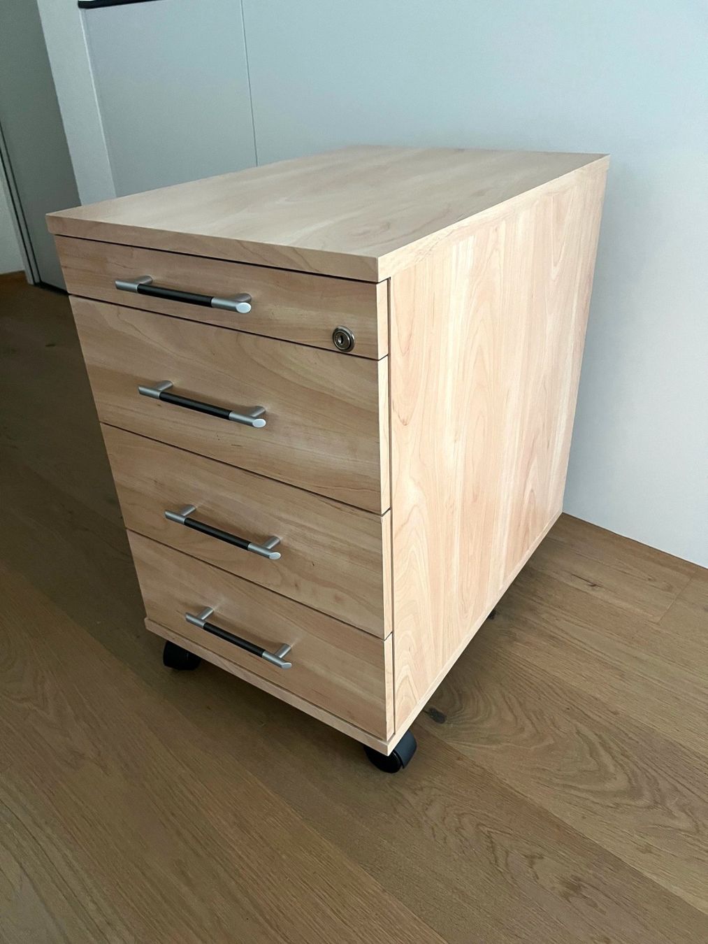 Livique Banconi: Büro Rollkorpus / Rollcontainer – Nuovo (secondo la descrizione) da Baar venduto da leo_j8vl 5