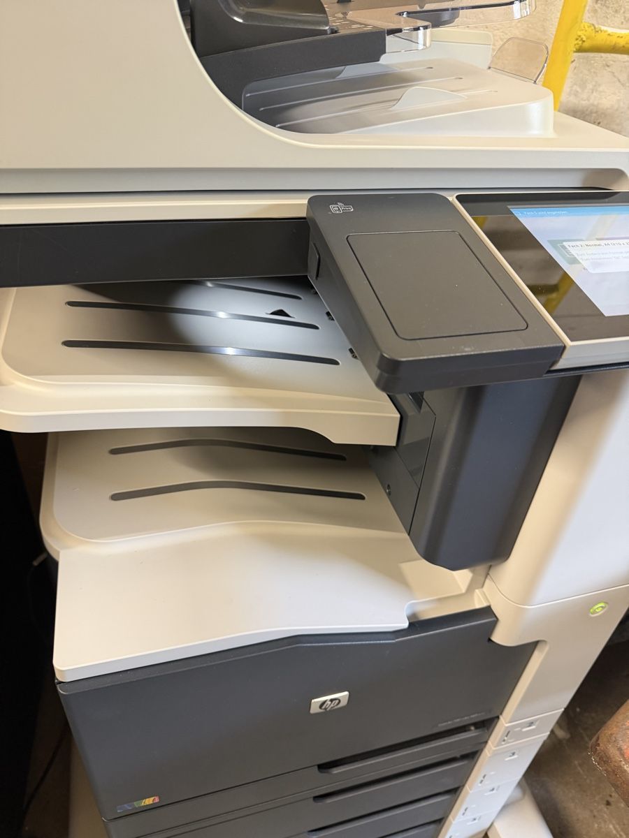 Hewlett Packard Fotocopiatrici: HP LaserJet 700 color MFP M775 – Usato da Zürich venduto da Zvijerka 9