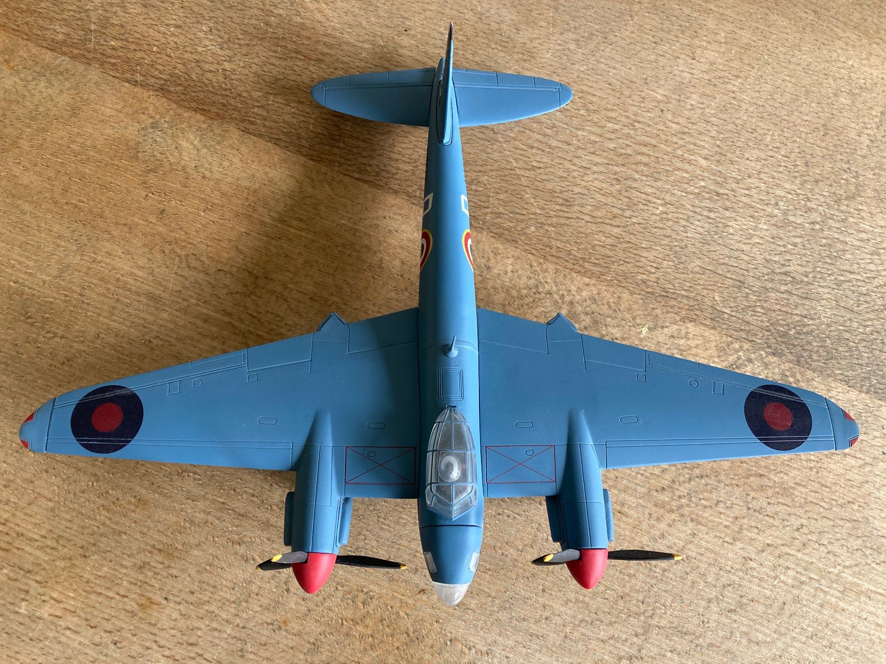 Franklin Mint Kit di modellismo & Modellini statici: Franklin Mint Armour Die-Cast D.H.Mosquito hellblau – Usato da Zürich venduto da Ghostdog64