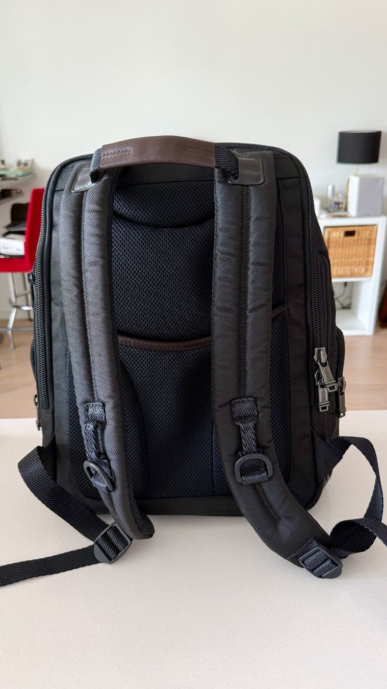 Tumi Rucksäcke: Sac à dos TUMI - Alpha Bravo Knox Backpack – Gebraucht aus Chêne-Bourg von andrel42 1