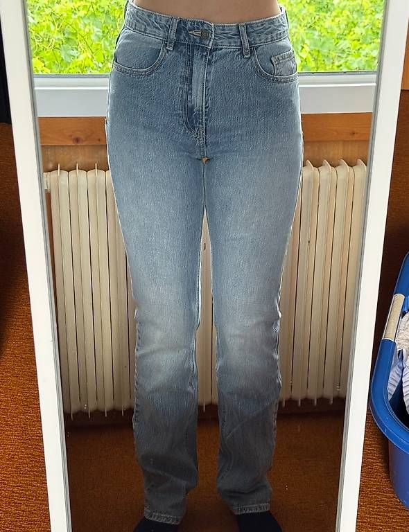Jeans: Jeans straight – Usato da Yvorne venduto da mel_wic