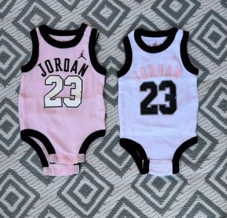 Jordan Strampler Gr. 62/68 Sommer 2er Pack Neuwertig 53