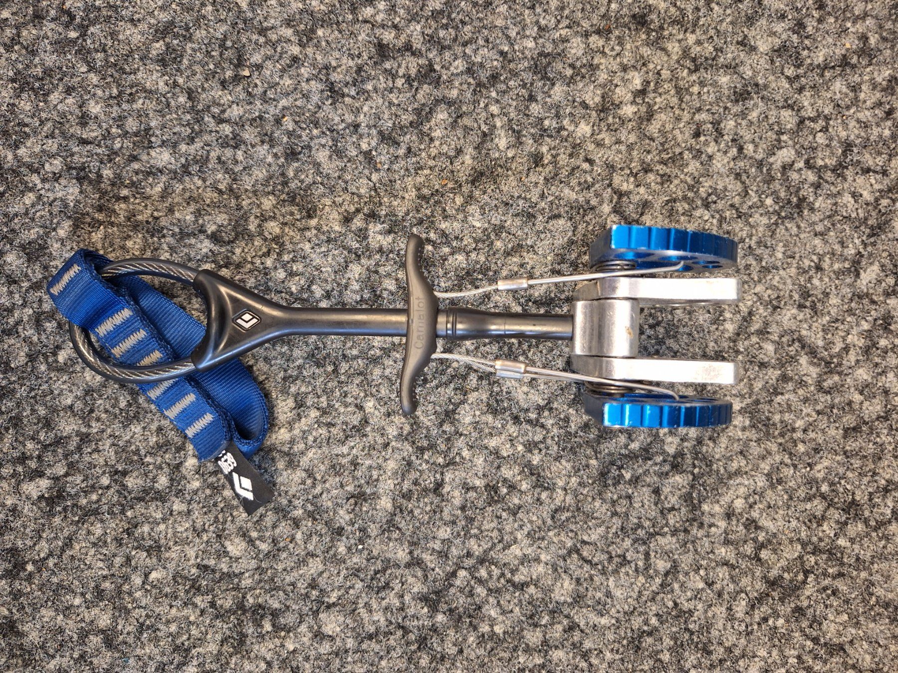 Attrezzatura da arrampicata: Friend Black Diamond Camelot 3 – Usato da Heimberg venduto da Lili80 1