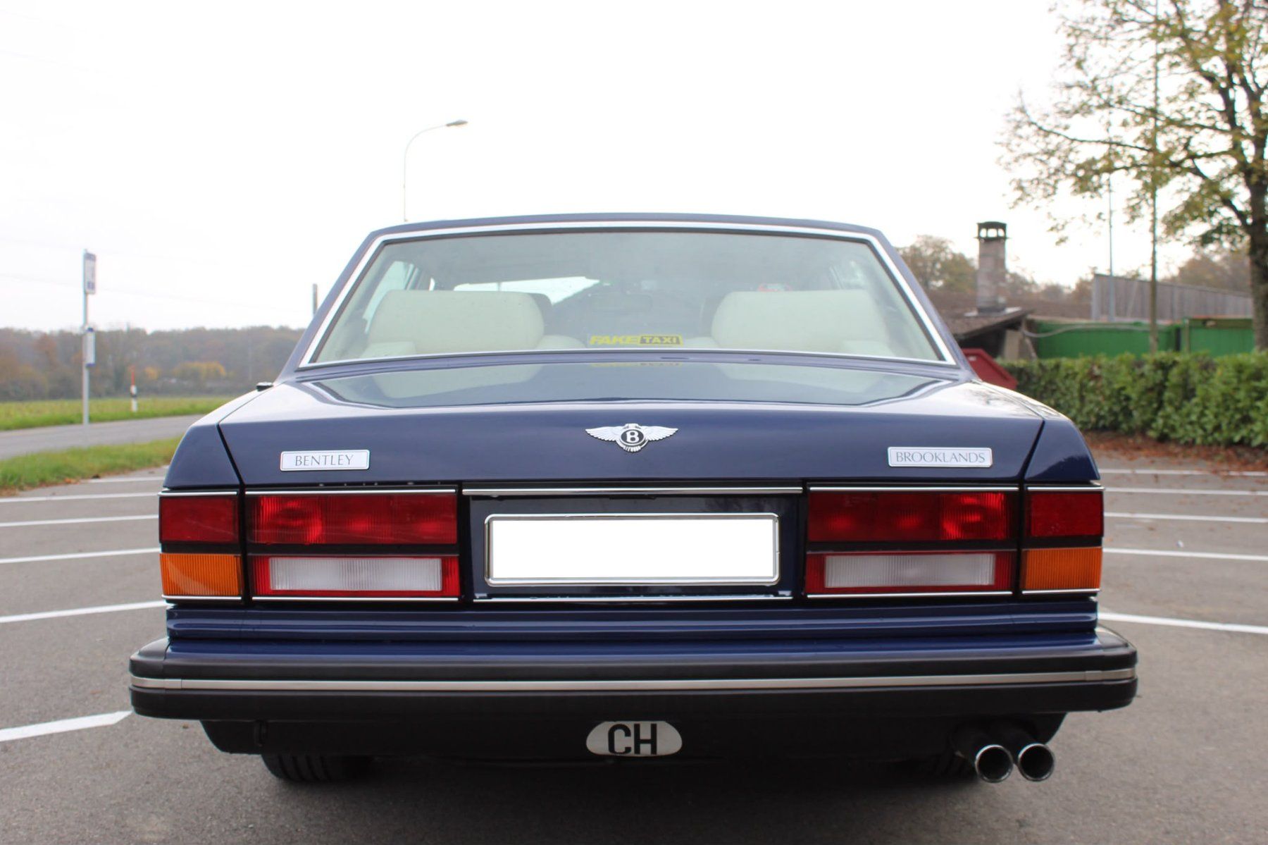 Bentley Autos: Bentley Brooklands – Gebraucht aus Satigny von tin_9y9v 3