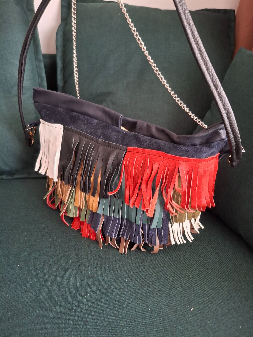 Borse da donna: Schicke Leder Fransen Handtasche / Schultertasche - Chic! – Nuovo (secondo la descrizione) da Bellikon venduto da MellonCollieMitTwint 4