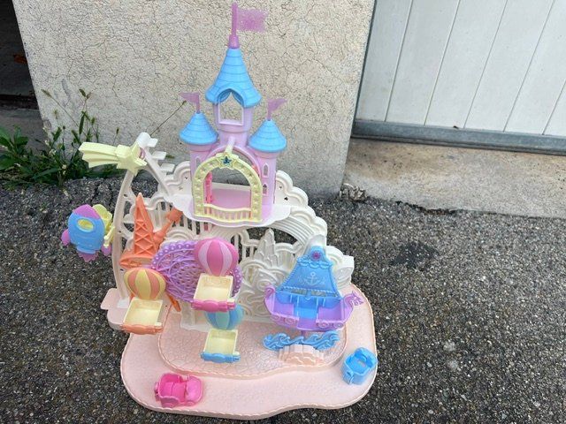 Sylvanian families Puppenhäuser & -möbel: sylvanian families, Freizeitpart – Gebraucht aus Russikon von Russikon 2